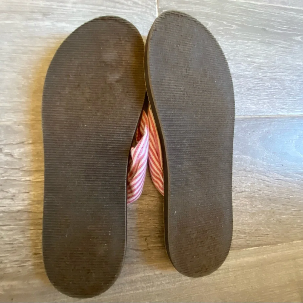 Merona flip flops with red and white pinstripe fabric